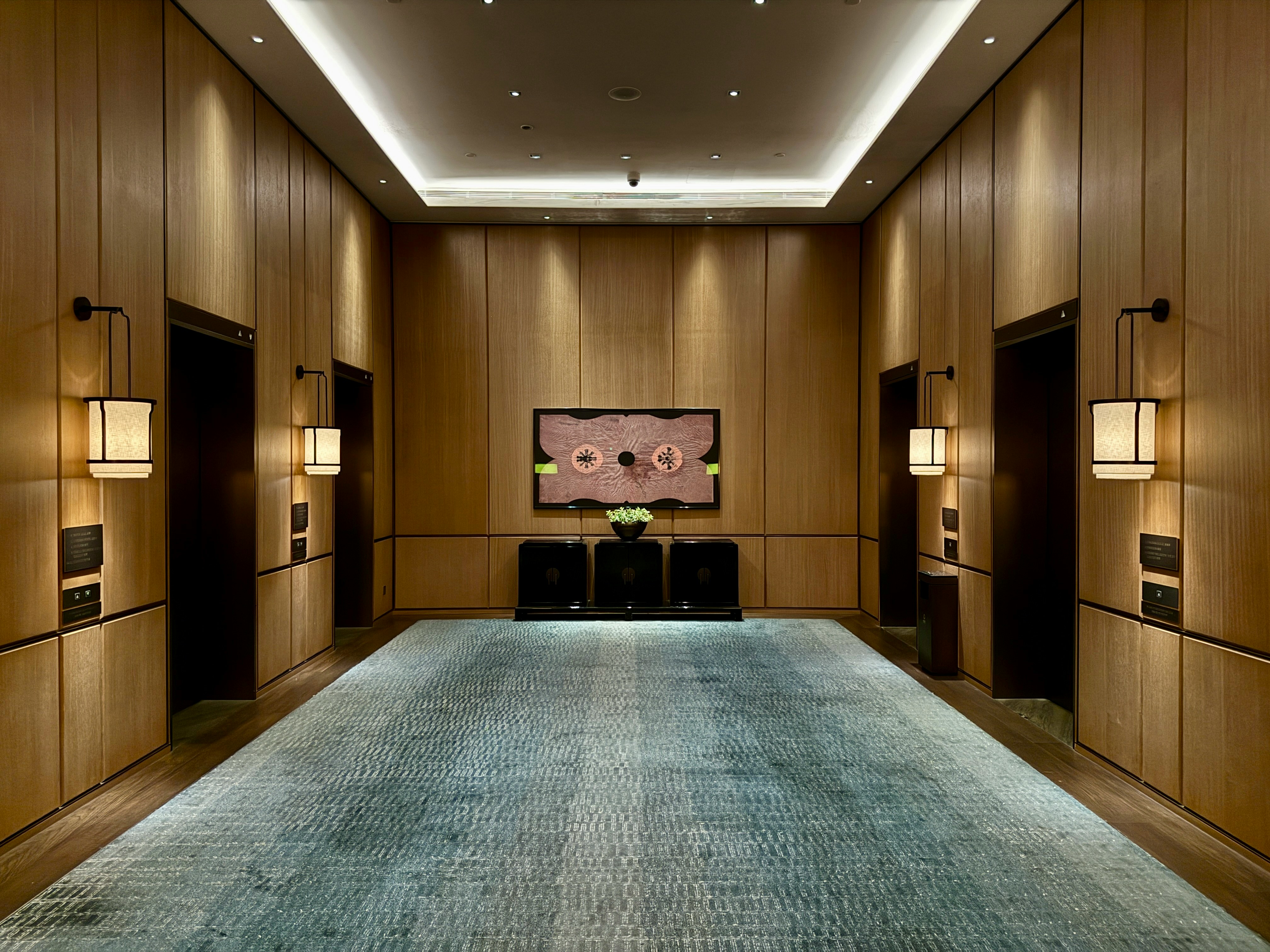 Boutique Hotel Lobby